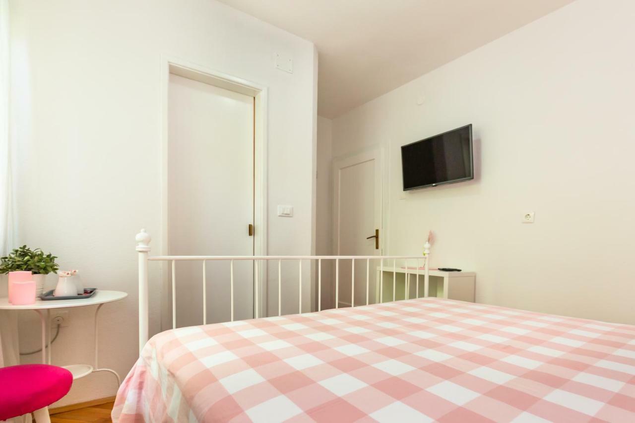Apartmani Marko Tučepi Eksteriør bilde